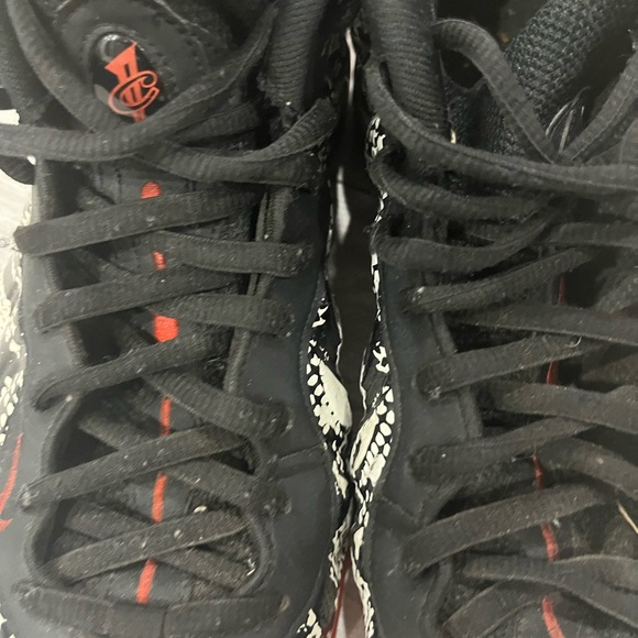 Nike Air Foamposite One Albino Snakeskin - Picture 6 of 8